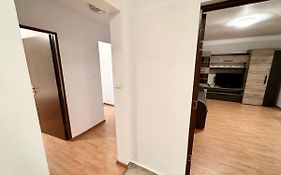 Adg 2 - Apartament Cu 3 Camere Timisoara